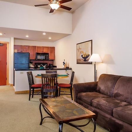 Schweitzer Mountain Resort White Pine Lodge サンドポイント エクステリア 写真