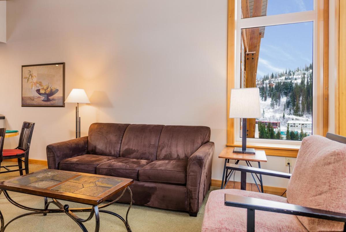 Schweitzer Mountain Resort White Pine Lodge サンドポイント エクステリア 写真