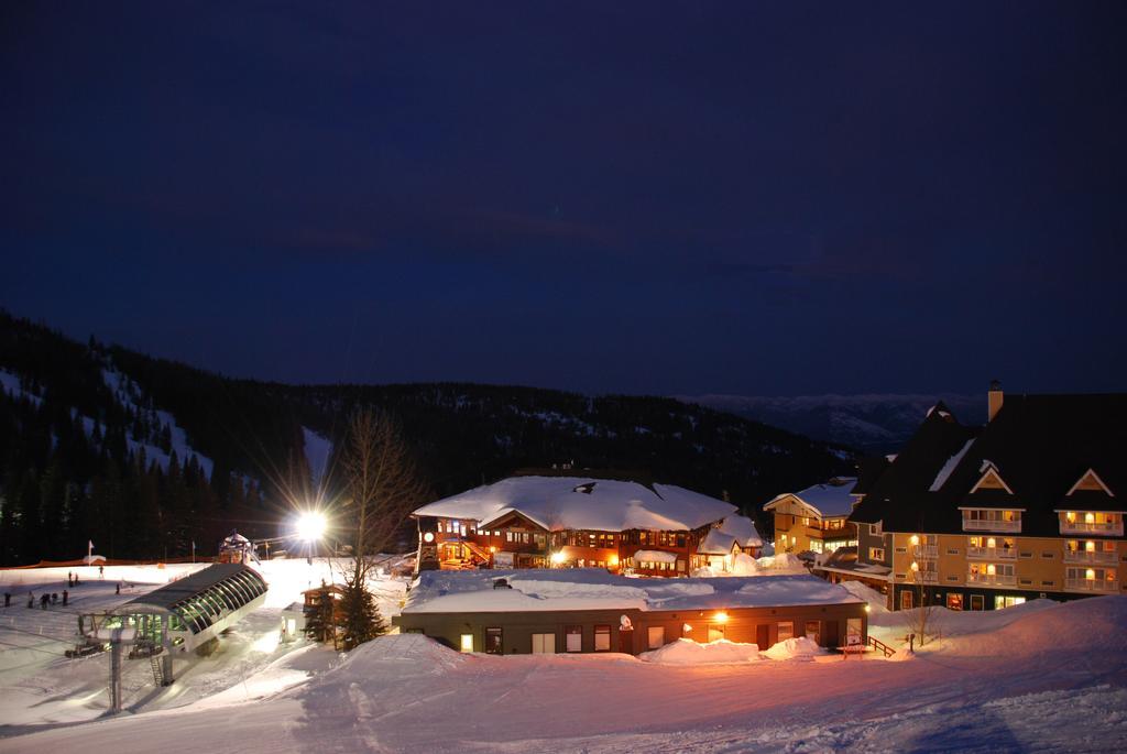 Schweitzer Mountain Resort White Pine Lodge サンドポイント エクステリア 写真