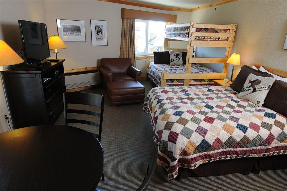 Schweitzer Mountain Resort White Pine Lodge サンドポイント エクステリア 写真