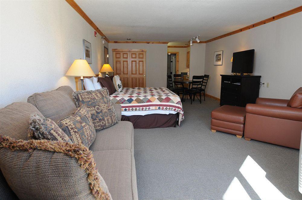 Schweitzer Mountain Resort White Pine Lodge サンドポイント エクステリア 写真