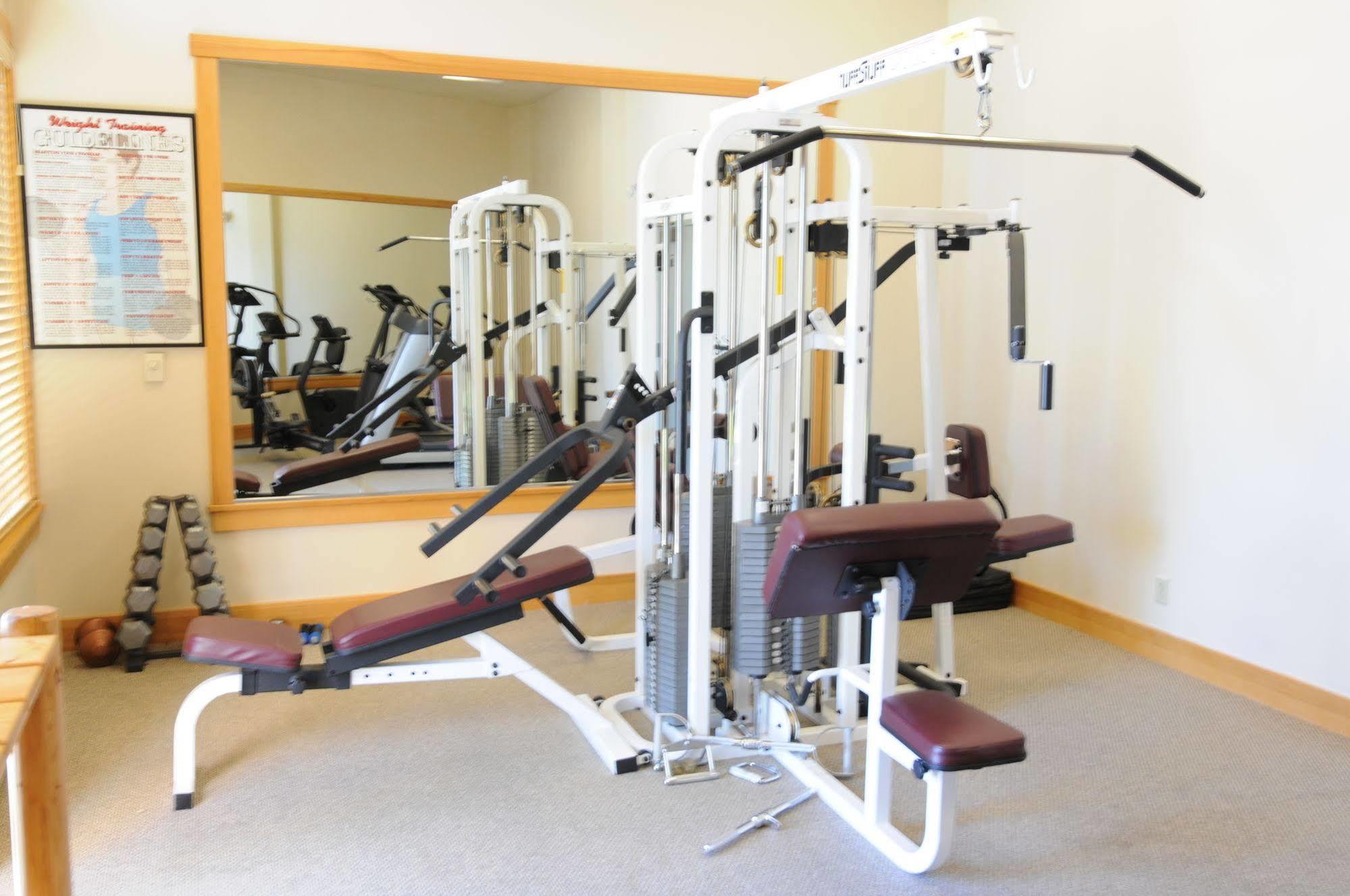 Schweitzer Mountain Resort White Pine Lodge サンドポイント エクステリア 写真